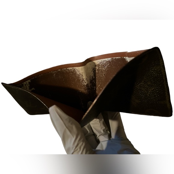 Louis Vuitton Customizable Multiple Wallet - Picture 6 of 11